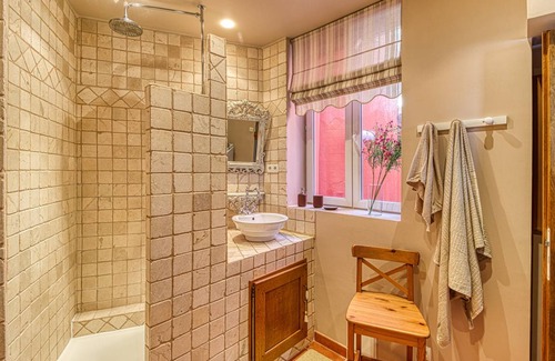 Gare Apartment | 67 m² Apartment ∙ 2 bedrooms ∙ 6 guests