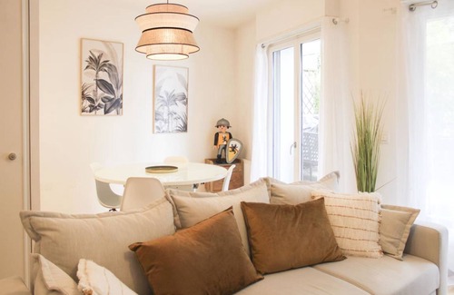 Pantin Apartment | 67 m² Apartment ∙ 2 bedrooms ∙ 6 guests