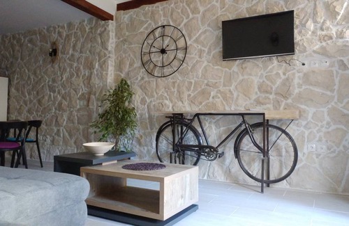 Cove Rogacic Apartment | 67 m² Apartment ∙ 2 bedrooms ∙ 5 guests