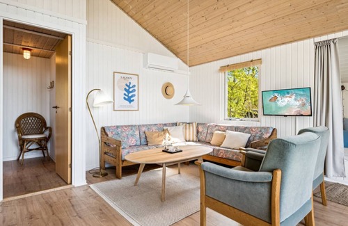 Hvidbjerg Strand House | 67 m² House ∙ 2 bedrooms ∙ 6 guests