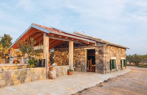 Jezera House | 67 m² House ∙ 4 guests