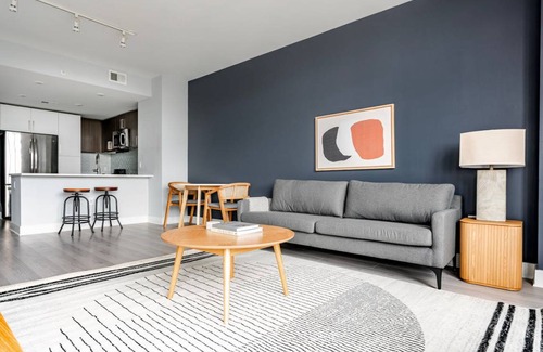 Woodmont Triangle Apartment | 68 m² Apartment ∙ 1 bedroom ∙ 2 guests