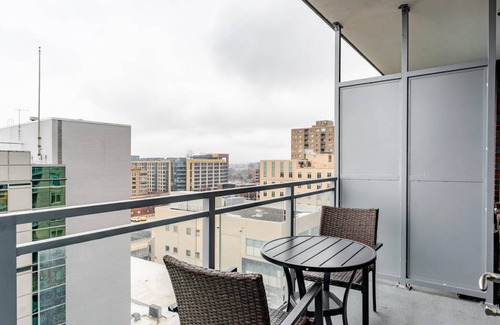 Woodmont Triangle Apartment | 68 m² Apartment ∙ 1 bedroom ∙ 2 guests