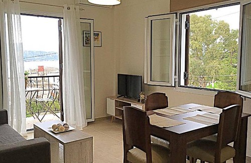 Plaka Apartment | 68 m² Apartment ∙ 2 bedrooms ∙ 5 guests