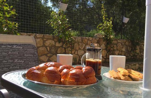 Plaka Apartment | 68 m² Apartment ∙ 2 bedrooms ∙ 5 guests