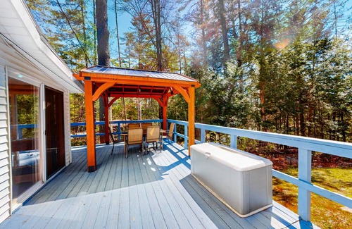 Warrensburg Cottage | 68 m² Cabin ∙ 3 bedrooms ∙ 5 guests