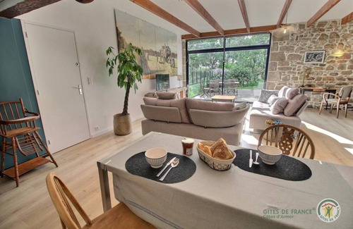 Penvenan House | 68 m² Gîte ∙ 1 bedroom ∙ 2 guests