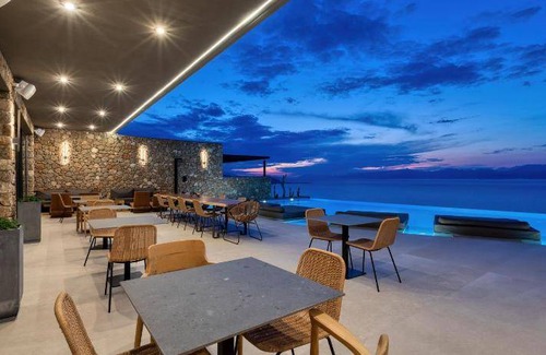 Evrostina Hotel | 68 m² Hotel ∙ 4 guests