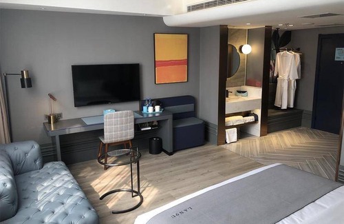 Zhangdian District Hotel | 68 m² Hotel ∙ 5 guests