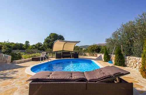 Seget House | 68 m² House ∙ 2 bedrooms ∙ 5 guests