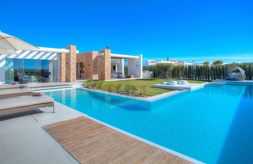 Sant Josep de sa Talaia Villa | 688 m² Villa ∙ 5 bedrooms ∙ 10 guests