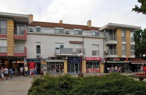 Hajduszoboszlo Apartment | 69 m² Apartment ∙ 3 bedrooms ∙ 6 guests