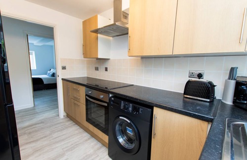 Peterborough Apartment | 69 m² Apartment ∙ 2 bedrooms ∙ 5 guests