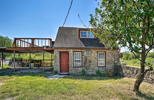 Tower Heights Cottage | 69 m² Cabin ∙ 1 bedroom ∙ 2 guests
