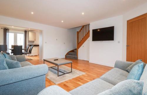 Harlyn House | 6B The Mews