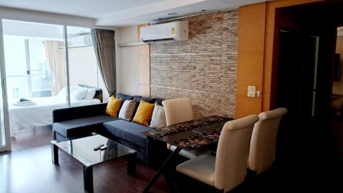 Khlong Toei Nuea Apartment | 6D-Short-term rental allowed-3BRs Downtown Bangkok