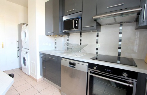 Serris Apartment | 6pax apartment in Serris-Val d'Europe Disneyland (CELTES6)