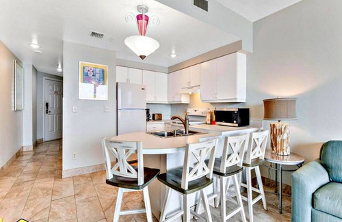Brush - Stewarts Condo | 6th Floor 1 BR Condo Direct Oceanfront Wyndham Ocean Walk - Daytona Funland