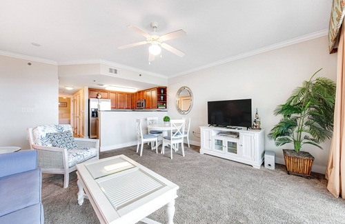Fort Walton Beach Condo | 6th Floor Cozy, 'At Home' Condo At Waterscape Steps To Beach Lazy River