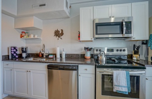 Sawmill Area Apartment | #7: 2bd/1.5ba, Newly Remodeled, Walk to Old Town