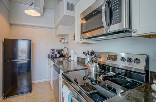 Sawmill Area Apartment | #7: 2bd/1.5ba, Newly Remodeled, Walk to Old Town