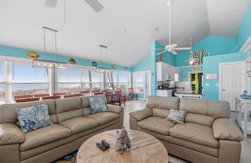 St. George Island House | 7 Bedroom - Gulf Front W/Private Pool - 4 Kings, 9 Twins, 1 pull out