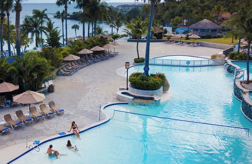 Barrio Las Yaguitas Villa | 7 bedroom luxury villa in superb Puerto Plata!