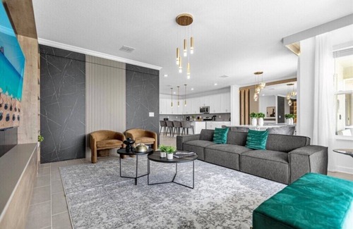 Four Corners House | 7 Bedrooms/5 Bathrooms/Champions Gate (8916 TW)