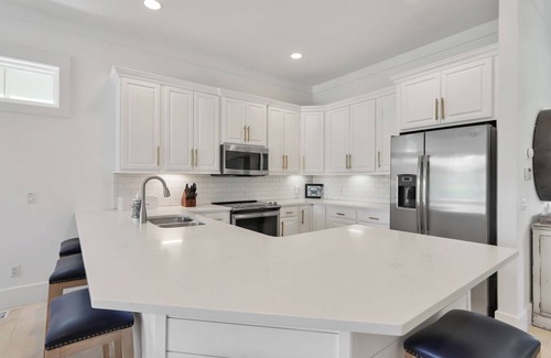 Palmetto Dunes House | 7 BR 8 BA Private Pool Singleton Beach Sleeps 24 Bikes & Beach Gear included