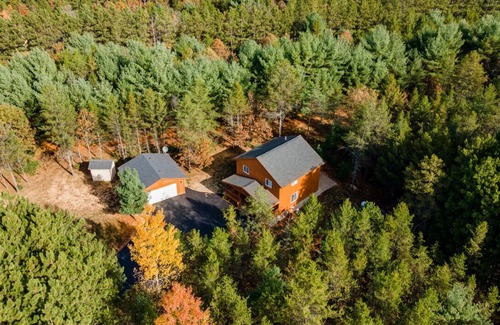 Friendship House | (#7) Brand New Castle Rock Lake 4 bedroom Lodge House