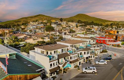 Cayucos House | 7 Cayucan Bungalows Close to Beach Ocean Views Sleeps 36