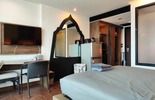 Kata Apartment | 7 Floor - Pool view Studio room at TBHR near Kata beach