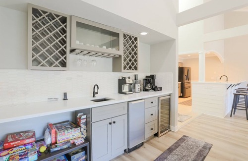 Sea Pines House | 7 Genoa: Harbour Town Home! Rooftop Deck, Pool, Free Bikes, Dog Friendly
