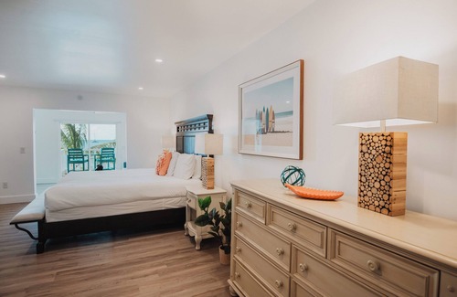 Great Guana Cay Hotel | #7 - Guana Beach Inn @sunset beach, Guana Cay