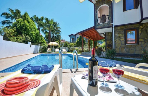 Dalyan Villa | 7 guests , private pool, free wifi , air con. and english channels.