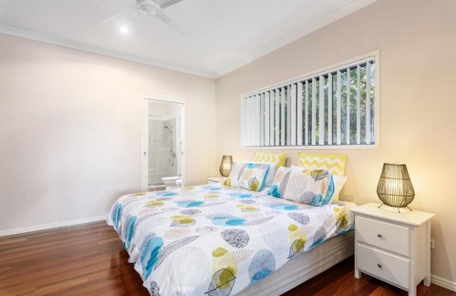 Rainbow Beach House | 7 Ibis Court - Spacious family home with large outdoor area, swimming pool & ample parking