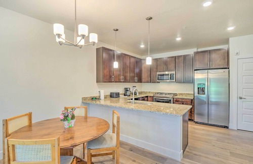 Lakeside Village Condo | 7 Mi to Arapahoe Basin Ski Area: Keystone Condo