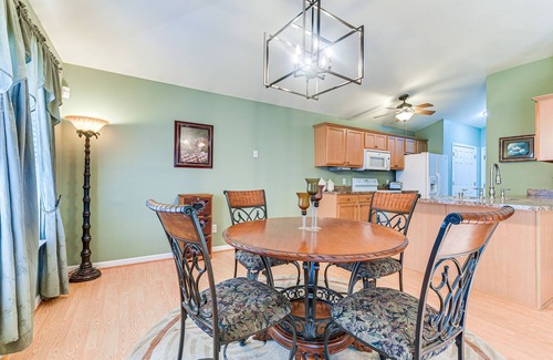 Longs House | 7 Mi to Cherry Grove Beach: Home on Grand Strand
