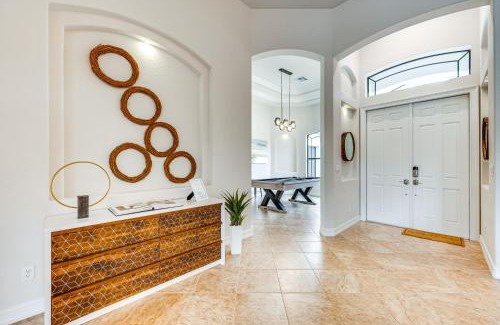 Naples House | 7 Mi to Great Wolf Lodge Water Park Luxury House