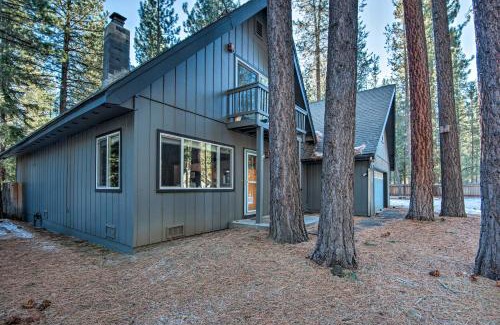 Tahoe Paradise House | 7 Mi to Heavenly Ski Resort Cozy Tahoe Cabin