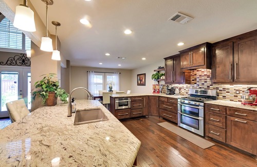 Denton Cottage | 7 Mi to Lewisville Lake: Spacious Denton Home