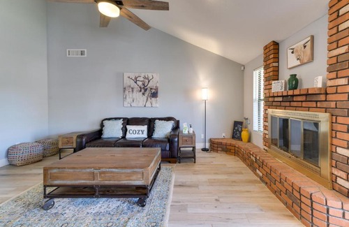 Mesa House | 7 Mi to Riverview Park Pet-Friendly Mesa Home!