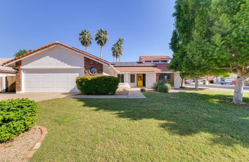 Mesa House | 7 Mi to Riverview Park Pet-Friendly Mesa Home!