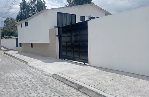 Tababela Apartment | 7 min al Aeropuerto! Hermoso departamento completo