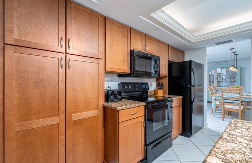 Marco Island House | 7 min Beach Walk 🏖 Pool 88° Arcade 🎮 Pool Table 🎱 8 bikes 🚴 Selfie Wall🤳