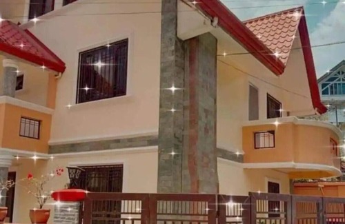 Baguio House | 7 minutes away from the Famous Burnham Park and SM City Baguio