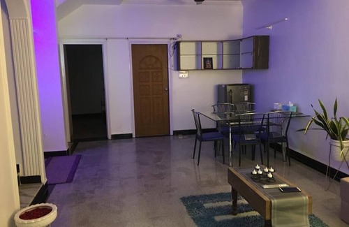 Mundhwa House | 7 Minutes from Airport+Bathtub+Terrace+BBQ Backyard+Garden+Wifi