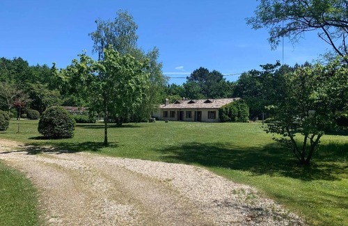 Carcans House | 7 minutes from Lac de Maubuisson, 15 from CARCANS page