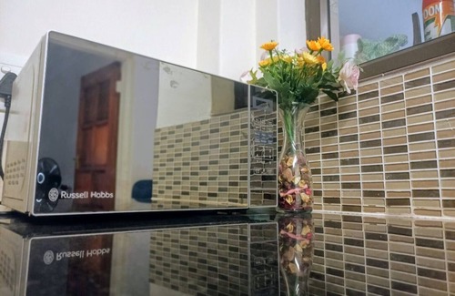 Bedfordview House | 7 on School - cozy guesthouse close to airport