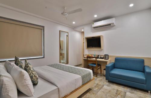 Surat Hotel | 7 Orbit Hotel, Surat